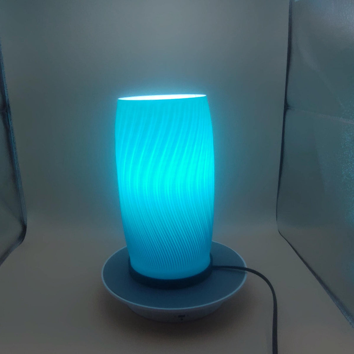 3D Printed Flow Curve Table Lamp, Wavy Organic Modernist Desk Light, Funky Dopamine Decor Bedside Lamp, Retro Cyberpunk Accent Light
