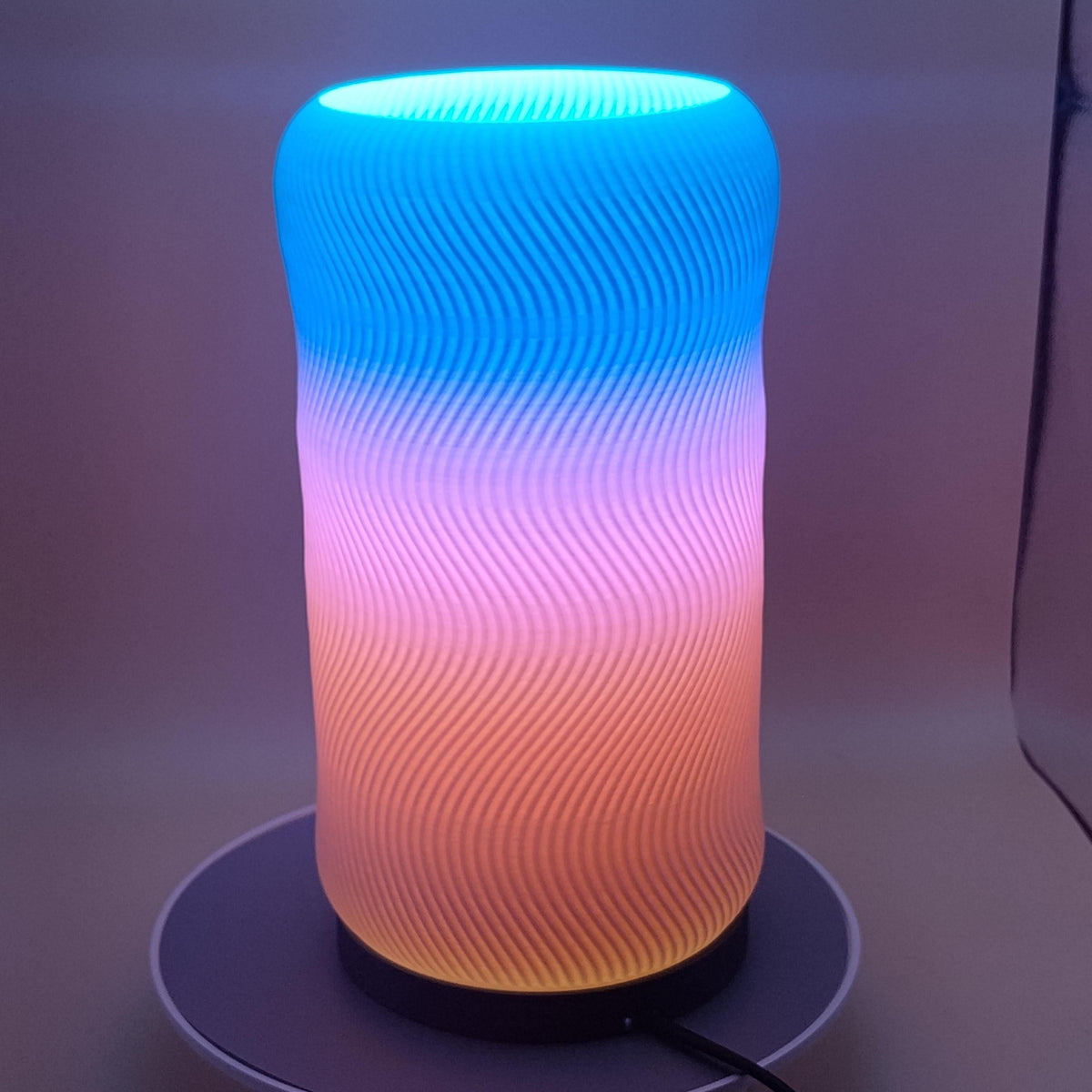 3D Printed Wave Glow Table Lamp, Wavy Organic Ripple Desk Light, Funky Danish Pastel Bedside Lamp, Modern Textured Fluid Accent Light