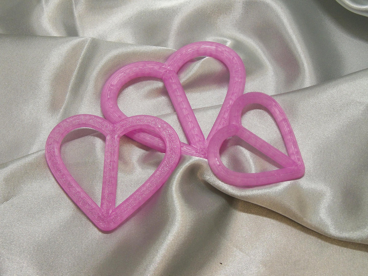 3D Printed Crystal Heart Shirt Clips, Pack Of 3 Sizes (50-70mm)