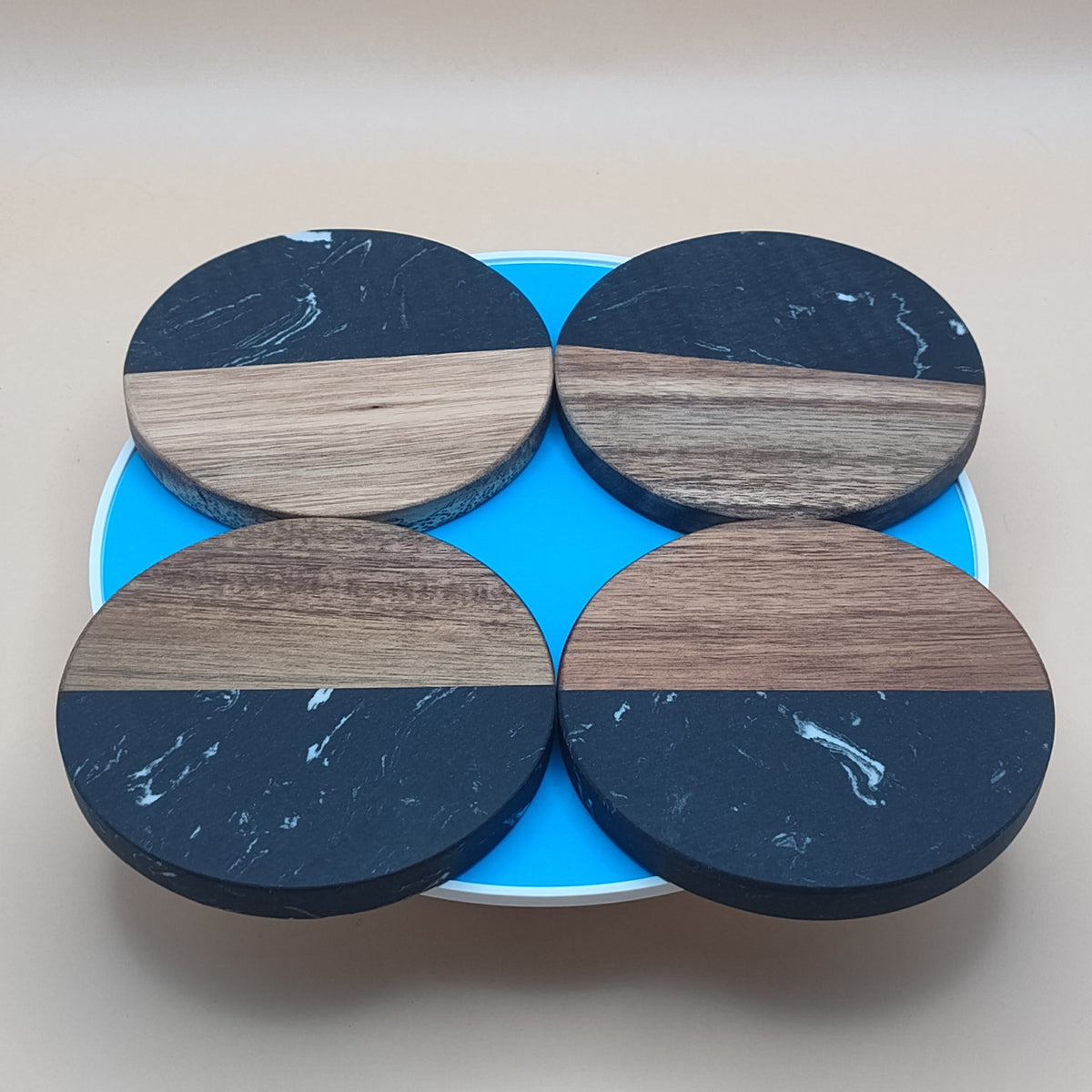Marble and wood coaster set
