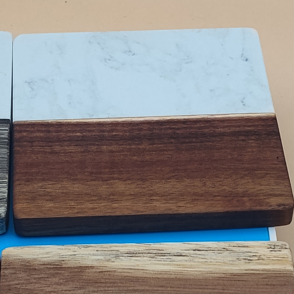 Marble and wood coaster set